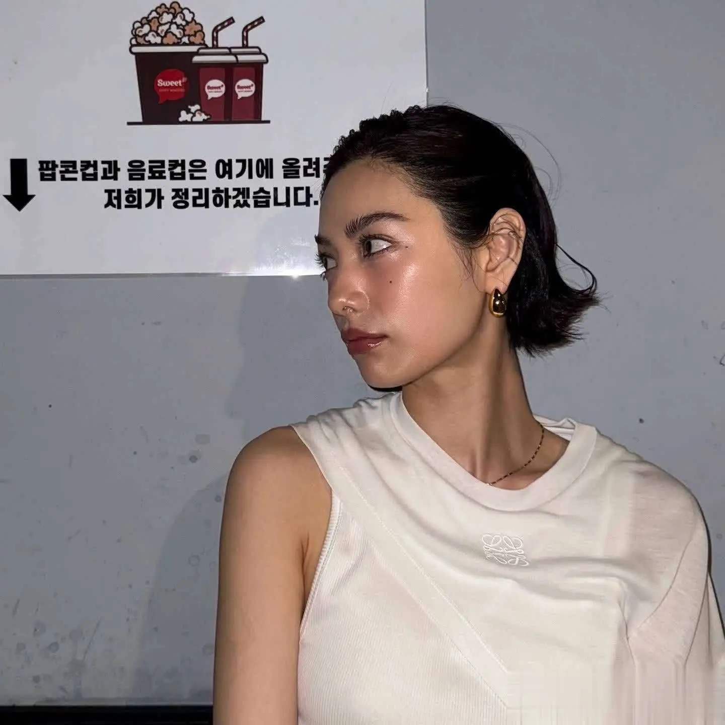 女明星个性短发图片大全_齐刘海短发_短发造型