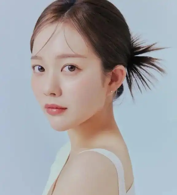 韩剧整容女明星_演员郑知苏整容争议_韩网热议郑知苏外貌变化