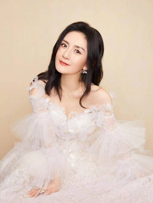 娱乐圈真爱难寻？揭秘明星情感幕后，比6万人演唱会还热的是人心