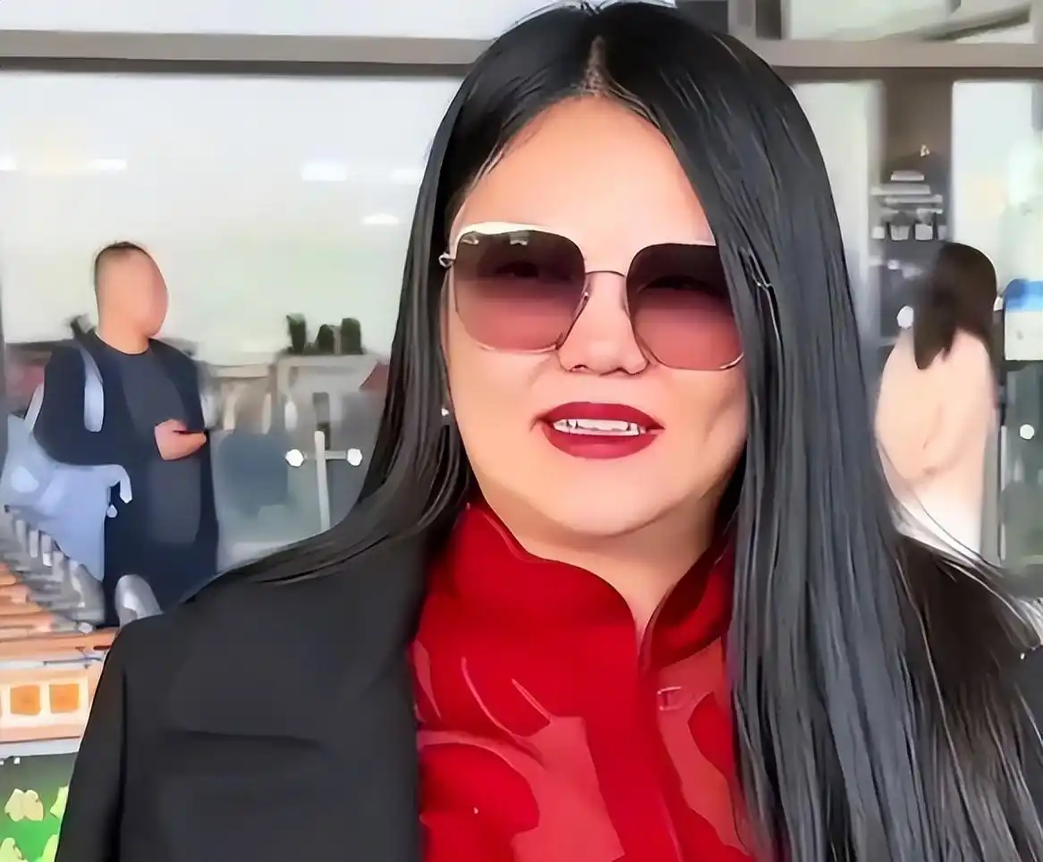 有钱人为什么还贪心_传播明星黑料犯法吗,_炫富明星李湘被封号原因