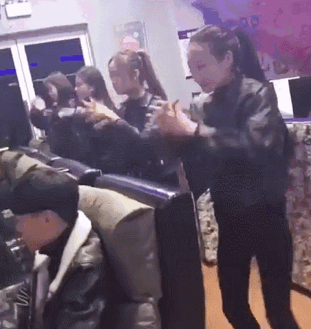 牌牌琦成为网红_牌牌琦拜师学艺_快手网红大八卦事件,