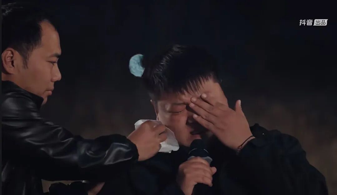 抖音红人真实生活_《生活闪亮时》人物纪实_热点明星抖音视频怎么做,