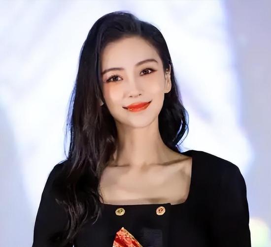 重生圈娱乐杨颖是谁_重生娱乐圈上杨幂_重生之娱乐圈 杨颖